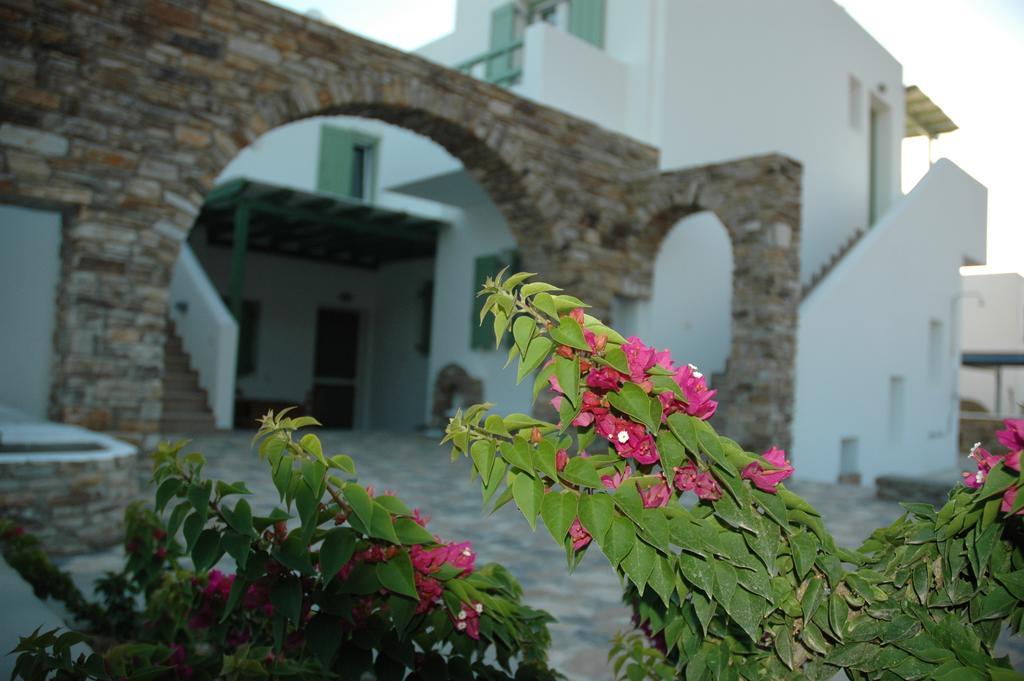 St George Antiparos Apartments And Studios Agios Georgios  Екстер'єр фото