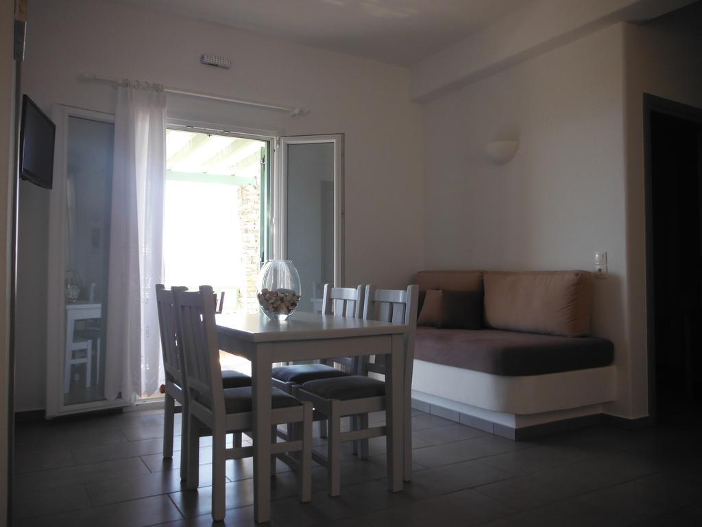 St George Antiparos Apartments And Studios Agios Georgios  Екстер'єр фото