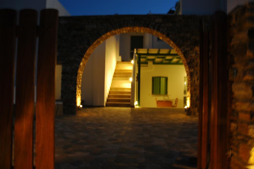 St George Antiparos Apartments And Studios Agios Georgios  Екстер'єр фото