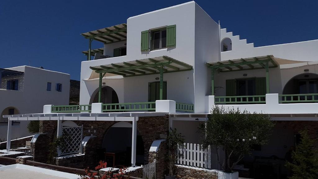 St George Antiparos Apartments And Studios Agios Georgios  Екстер'єр фото